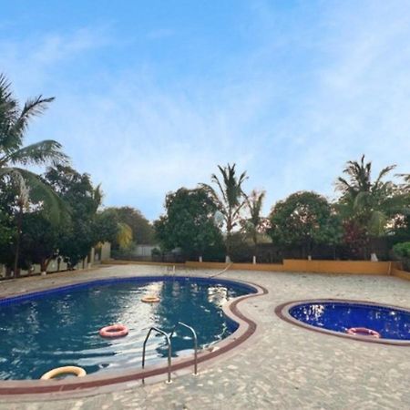 Lion Park Hotel & Resorts Сасан-Джір Екстер'єр фото